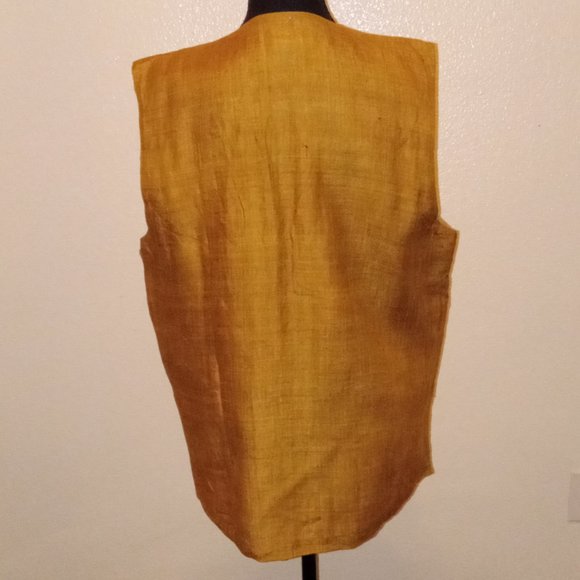 Embroidered and Beaded vest. - Picture 10 of 11